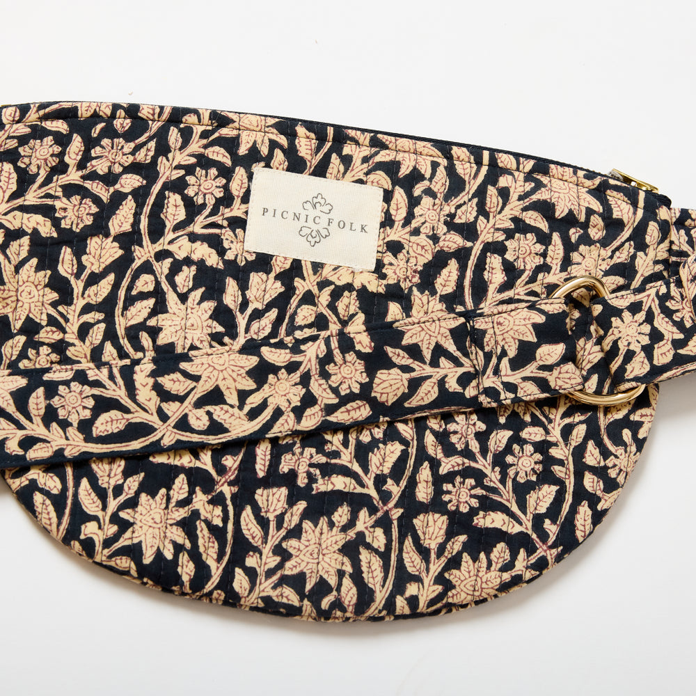 Cross Body Bag // Onyx